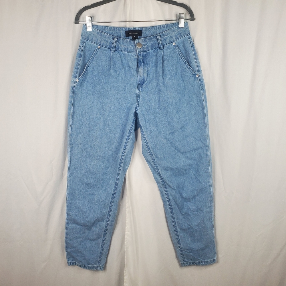 ♧ Who What Wear Mid Rise Light Blue Mom Jeans Size 6